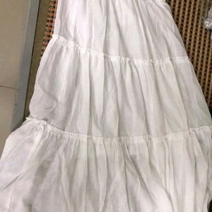 White maxi skirt (UNUSED)