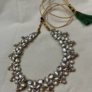 White Kuntan Necklace