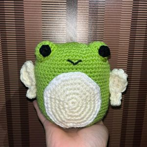 Crochet Froggy With Wing