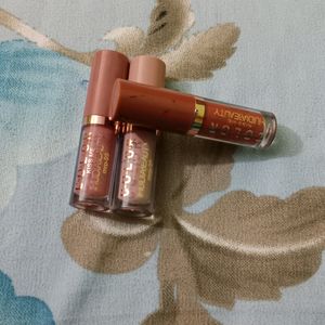 Light Colour Kiss Me Huda Beauty Mrp-99