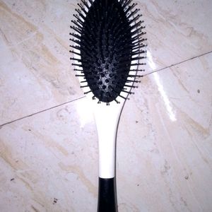 Hair Brush With Nylon Rubber Band