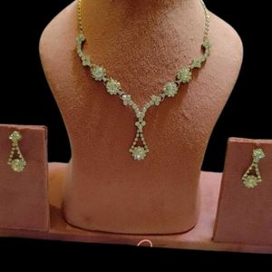 AD 02 jewellery set