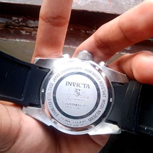 INVICTA CHORONOGRAPH WATCH.