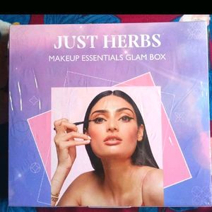 Just Herbs Makeup Glam Kit✨