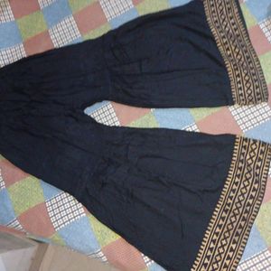 Set Of Black Kurti