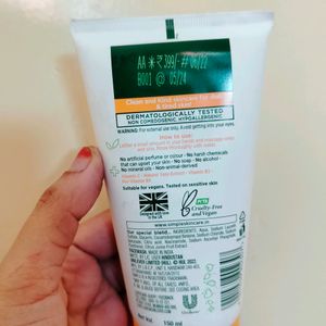 Simple N Cosiq Facewash