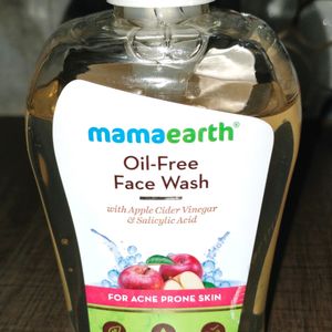 Mamaearth Oil Free Face Wash