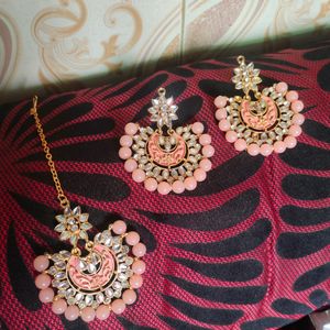 Earings And Maangtika