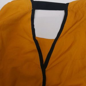 Formal Mustard Top