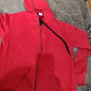 Hoodie 🧥 Red With Pocket N Front Zip