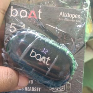 Boat Airdopes T2 Earbuds Also Power Bank