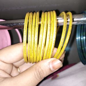 Yellow 💛 Glitter Bangles