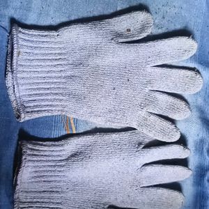 Used Women's Gloves