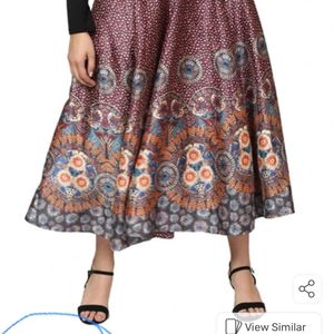 RITU KUMAR SIZE MEDIUM EHTNIC /semi Formal Skirt