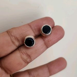 92.5 Silver Super Solid Studs With Black Stones