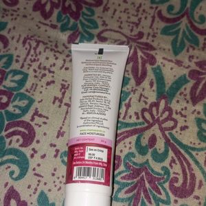 Beetroot moisturizer and cleanser