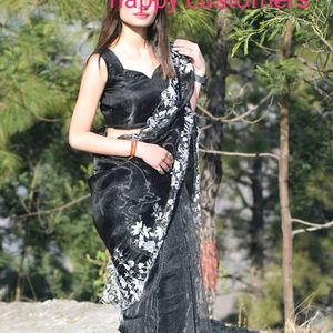 Beautiful Black Saree With Blouse Piece..