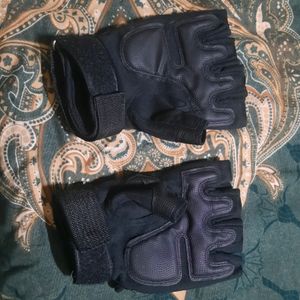 Black Padded Gloves For Cycling, Biking And Gyming