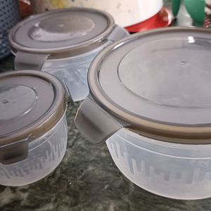 3 Airtight Containers