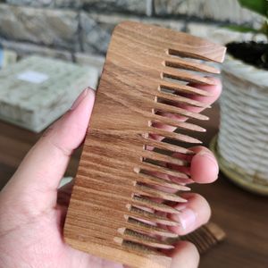 Neem Wooden Comb 2 Pcs