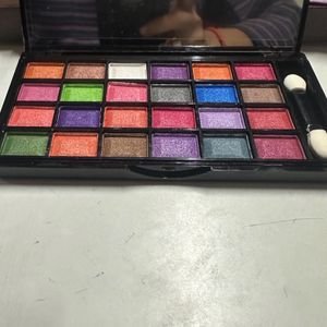 24 PALLETS EYESHADOW COLOR