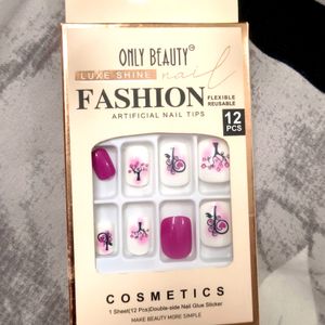 Artificial Nails With Glue Stickers