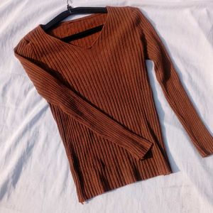 Brown Ribbed Sweater Top🪹🛍️