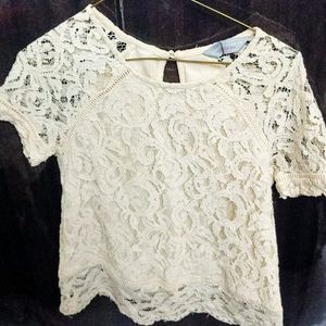 women's round neck cream top