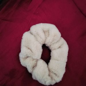 New Woolen Scrunchie Soft With Free Symtten Pouch