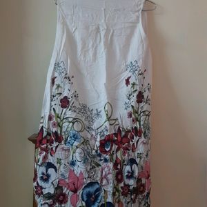 Sleeveless White Printed Tunic/ Dress