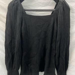 black Sweatshirt