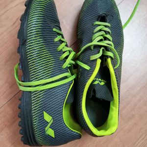 Nivia Football Shoe - Size 8