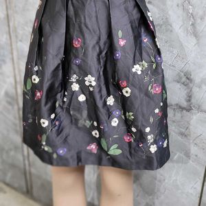 Black Floral Printed Skirt