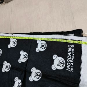 Moschino Love Wool scarf