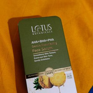 Lotus Botanicals Serum