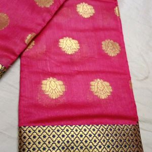 Banarasi Viving Saree