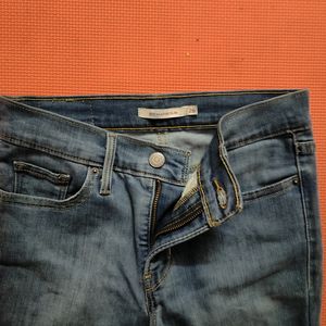 Levi's Blue Jeans (Women's)