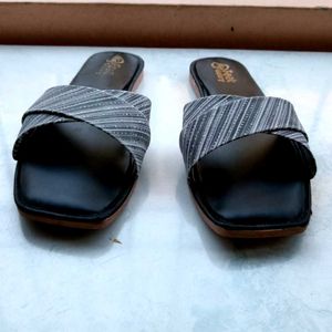 Trendy Black Flat Slipper