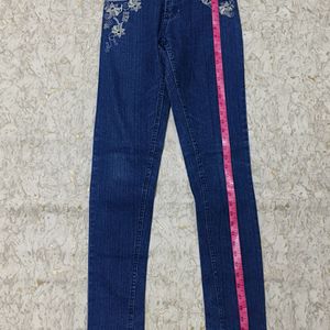 KMC Jeans Size 28 B73