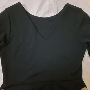 AND WOMEN BLACK PEPLUM TOP