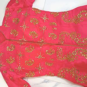 ❗Price Drop❗Gown With Pants N Banarsi Dupatta