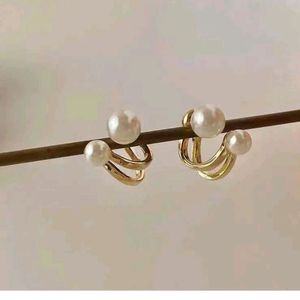 Korean Pearl Stud Earrings