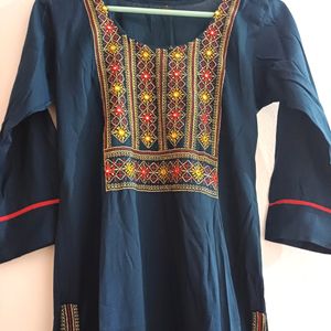 💥🆕️ Embroidered Kurti