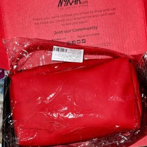 ❤️ M.A.C Red Travel Pouch...👝