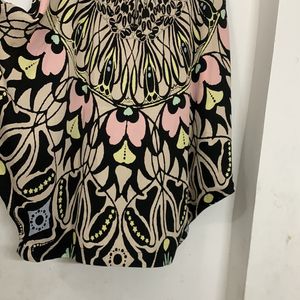 Size-L, Butterfly Design Top, New Like, Loose Fit.