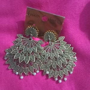 Party Wear Golden Earrings