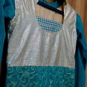 Kurti Set