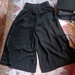 Black Above Ankle Length Flared Pant For Women