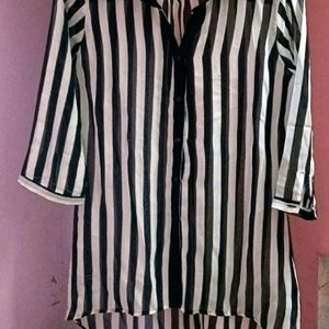 🔥Girls Black & White Stylish Shirt🔥