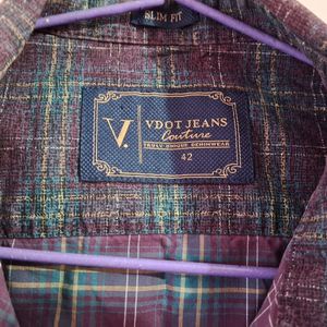 V  Dot 100%branded   Shirt